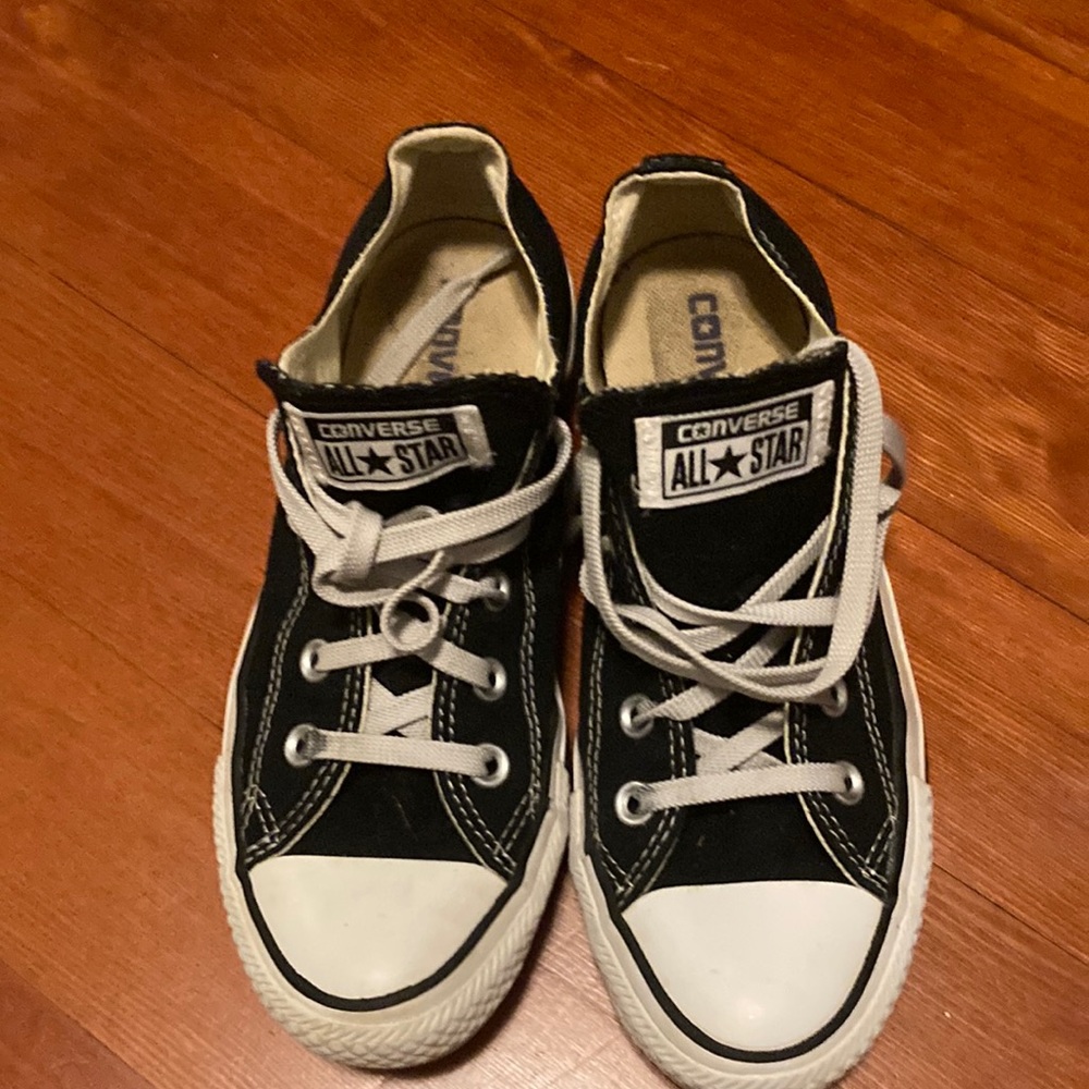 Converse low